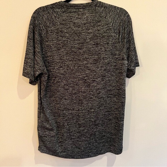 NWT Under Armour Men's Green Black UA Tech 2.0 S/S Tee T- Shirt gym large cardio - Picture 4 of 10